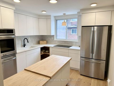Photo 10 at 4 - 431 Military Trail, Morningside, Toronto