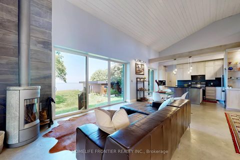 Photo 8 at 44 Irving Drive, Pefferlaw, Georgina