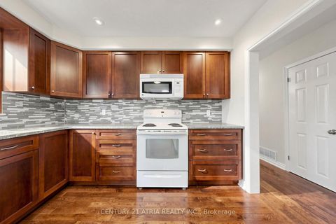 Photo 13 at 49 Netherford Road, Maple, Vaughan