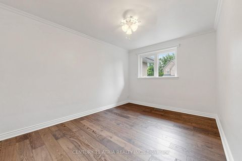 Photo 16 at 49 Netherford Road, Maple, Vaughan