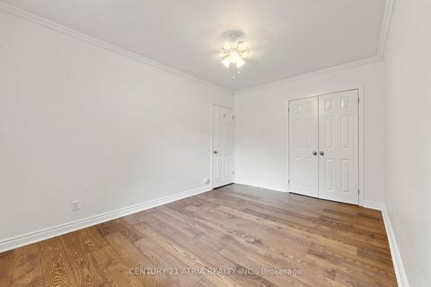 Photo 17 at 49 Netherford Road, Maple, Vaughan