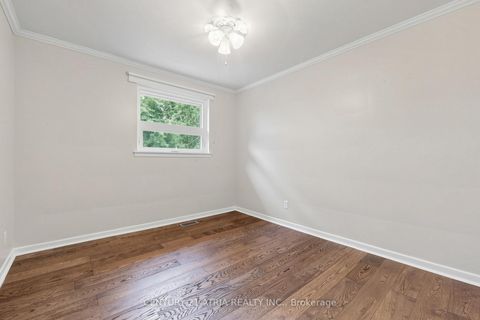 Photo 18 at 49 Netherford Road, Maple, Vaughan