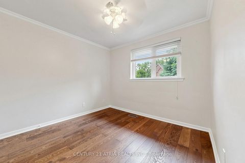 Photo 21 at 49 Netherford Road, Maple, Vaughan