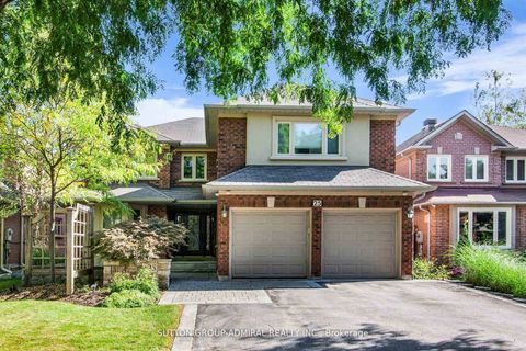 Photo 0 at 25 Grenadier Crescent, Beverley Glen, Vaughan