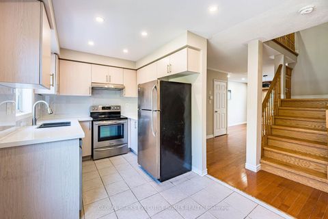 Photo 6 at 124 Conn Smythe Drive, Scarborough Village, Toronto