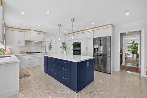 Photo 12 at 713 Exceller Circle, Wyndham, Newmarket