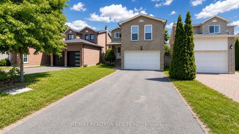 Photo 1 at 72 Halfmoon Square, Highland Creek, Toronto