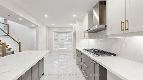 Photo 10 at 72 Halfmoon Square, Highland Creek, Toronto
