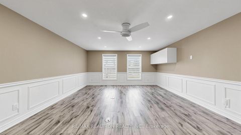Photo 18 at 72 Halfmoon Square, Highland Creek, Toronto