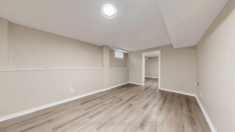 Photo 34 at 72 Halfmoon Square, Highland Creek, Toronto