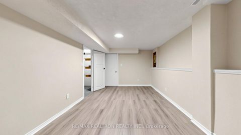 Photo 36 at 72 Halfmoon Square, Highland Creek, Toronto