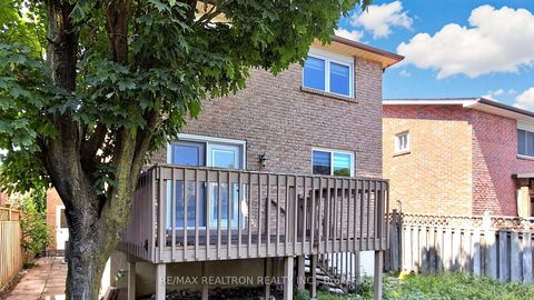 Photo 46 at 72 Halfmoon Square, Highland Creek, Toronto