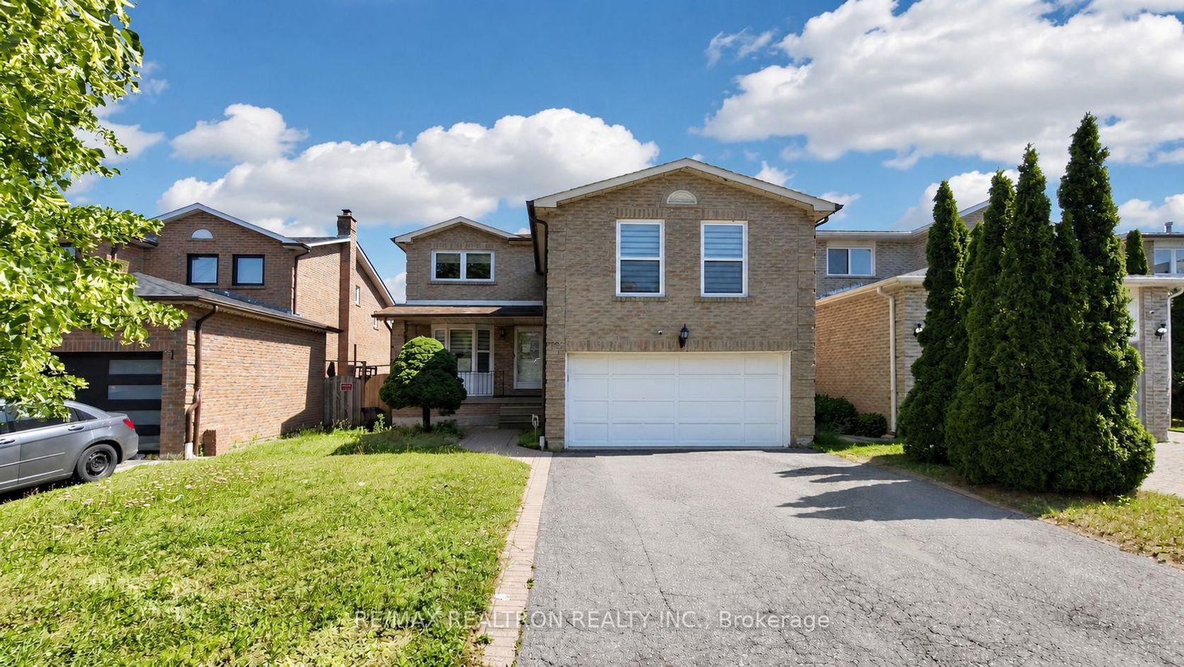 72 Halfmoon Square, Highland Creek, Toronto 