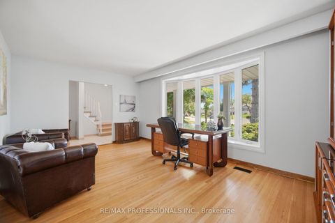 Photo 6 at 74 Ringway Crescent, Old Rexdale, Toronto