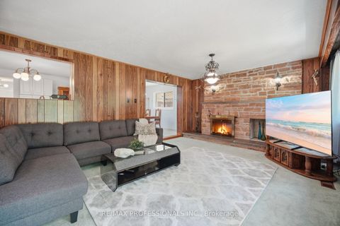 Photo 11 at 74 Ringway Crescent, Old Rexdale, Toronto