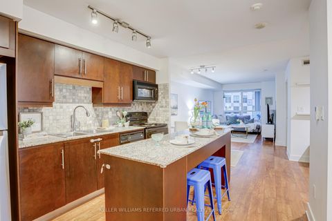 Photo 6 at 309 - 20 Blue Jays Way, Waterfront Communities C1, Toronto