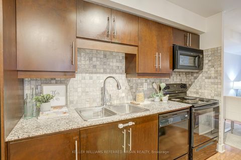 Photo 13 at 309 - 20 Blue Jays Way, Waterfront Communities C1, Toronto