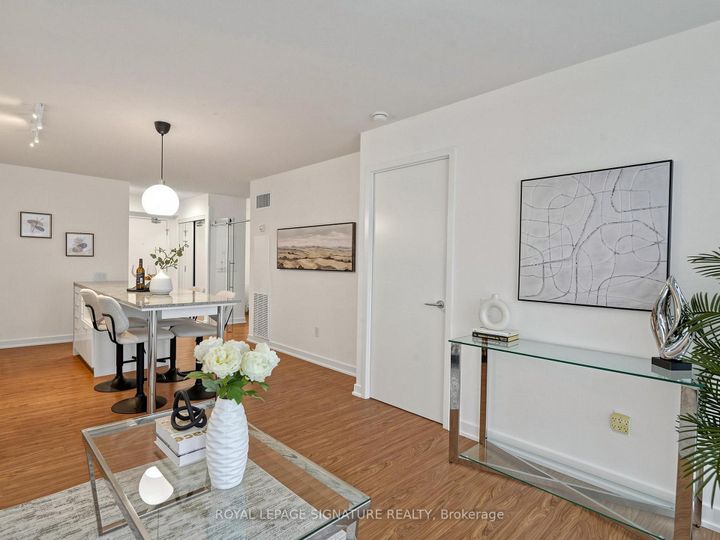 Photo 8 at 1211 - 15 Singer Court, Bayview Village, Toronto