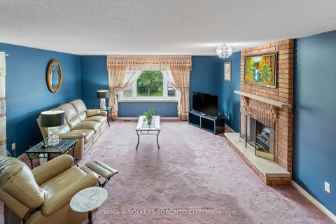 Photo 24 at 12 Millbank Court, Brownridge, Vaughan