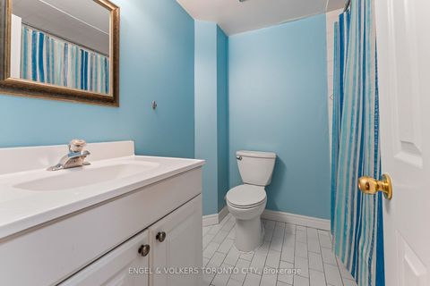 Photo 36 at 12 Millbank Court, Brownridge, Vaughan