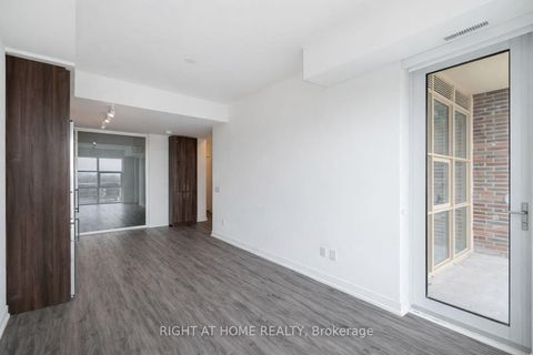 Photo 9 at 418 - 1787 St Clair Avenue, Pellam Park, Toronto