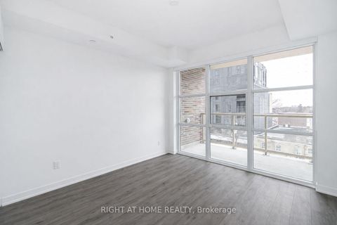 Photo 11 at 418 - 1787 St Clair Avenue, Pellam Park, Toronto