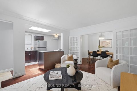 Photo 7 at 358 Silverthorn Avenue, Eglinton West, Toronto