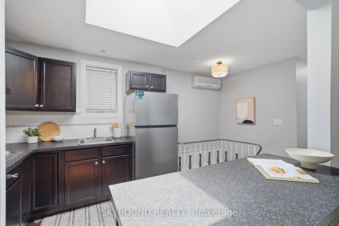 Photo 14 at 358 Silverthorn Avenue, Eglinton West, Toronto