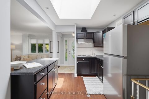 Photo 16 at 358 Silverthorn Avenue, Eglinton West, Toronto