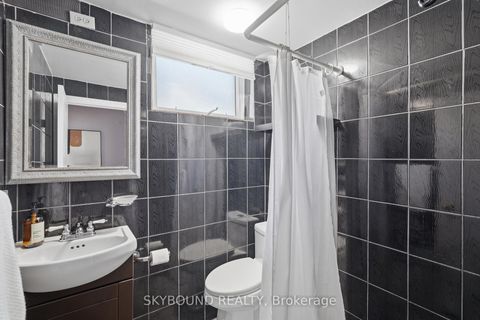 Photo 25 at 358 Silverthorn Avenue, Eglinton West, Toronto
