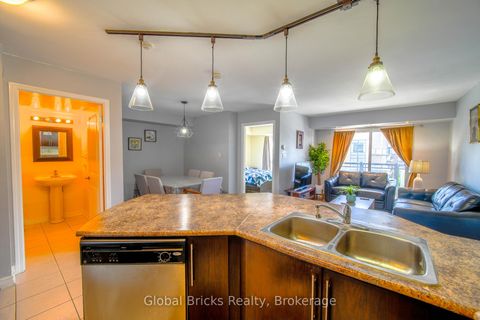Photo 4 at 308 - 872 Sheppard Avenue W, Bathurst Manor, Toronto