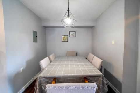Photo 6 at 308 - 872 Sheppard Avenue W, Bathurst Manor, Toronto