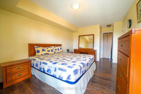 Photo 8 at 308 - 872 Sheppard Avenue W, Bathurst Manor, Toronto