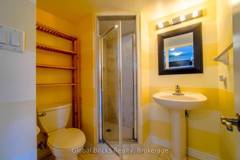 Photo 10 at 308 - 872 Sheppard Avenue W, Bathurst Manor, Toronto