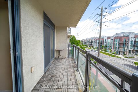 Photo 13 at 308 - 872 Sheppard Avenue W, Bathurst Manor, Toronto