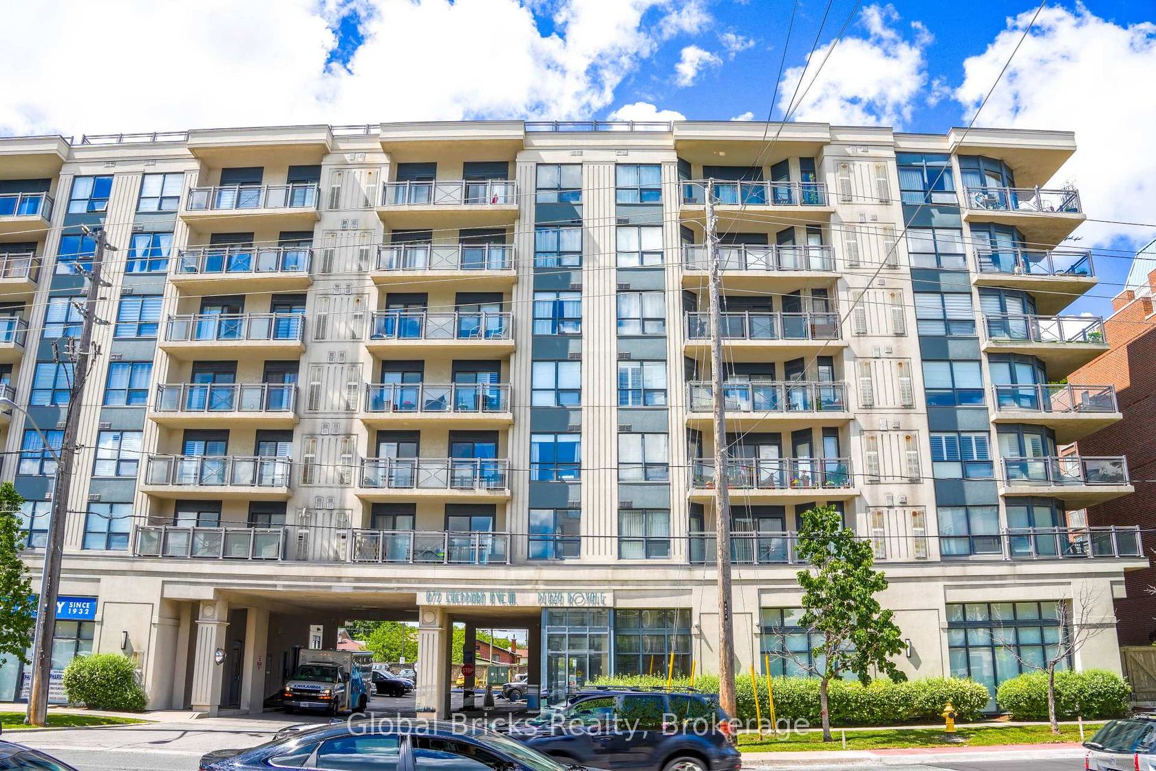 308 - 872 Sheppard Avenue W, Bathurst Manor, Toronto 