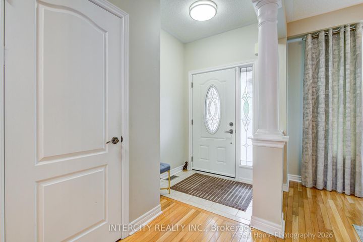 Photo 1 at 27 Modesto Crescent, Bram East, Brampton