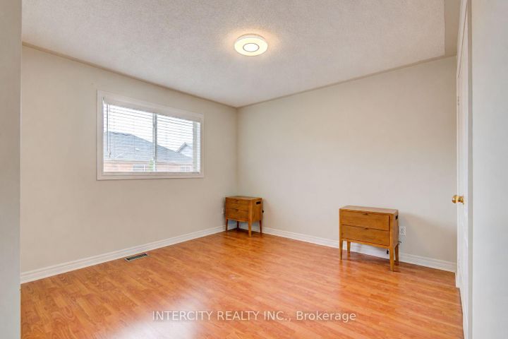 Photo 19 at 27 Modesto Crescent, Bram East, Brampton