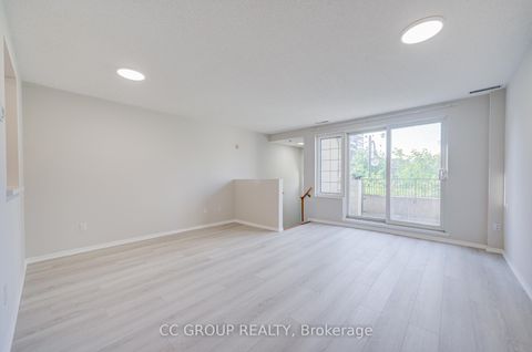 Photo 4 at 519 - 188 Bonis Avenue, Sullivan, Toronto
