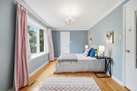 Photo 25 at 23 Pipers Green Avenue, Agincourt North, Toronto