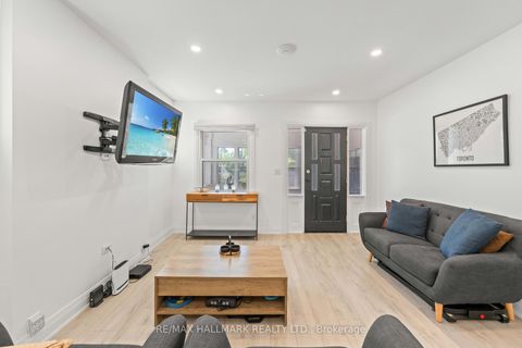 Photo 7 at 2 Amherst Avenue, Oakwood Village, Toronto