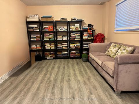 Photo 4 at 38 Henderson Drive, Aurora Highlands, Aurora