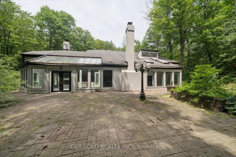 Photo 7 at 80 White Pine Trail, Rural Richmond Hill, Richmond Hill