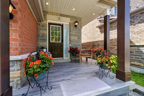 Photo 3 at 8 Lampman Drive, Morningside, Toronto