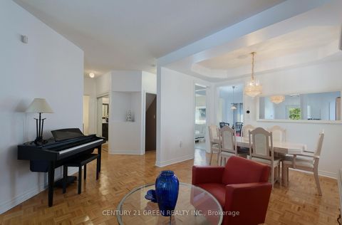Photo 8 at 8 Lampman Drive, Morningside, Toronto