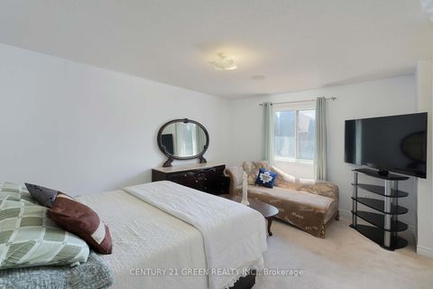 Photo 18 at 8 Lampman Drive, Morningside, Toronto