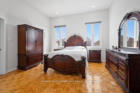 Photo 22 at 144 Broomlands Drive, Maple, Vaughan