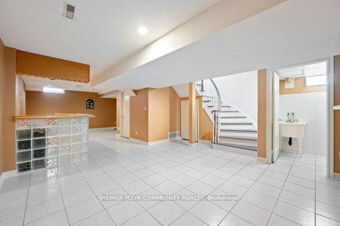 Photo 35 at 144 Broomlands Drive, Maple, Vaughan