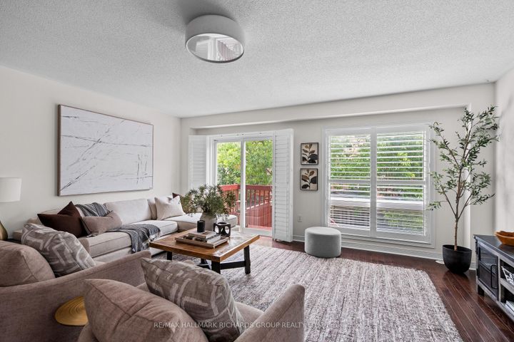Photo 1 at 91 Wilkes Crescent, Birchmount, Toronto