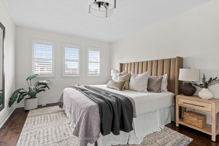 Photo 16 at 91 Wilkes Crescent, Birchmount, Toronto